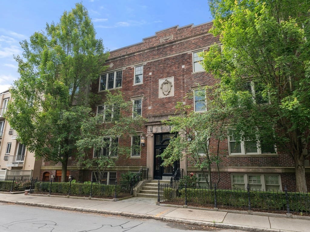 Property Photo: 115 Sewall Ave 1 MA 02446