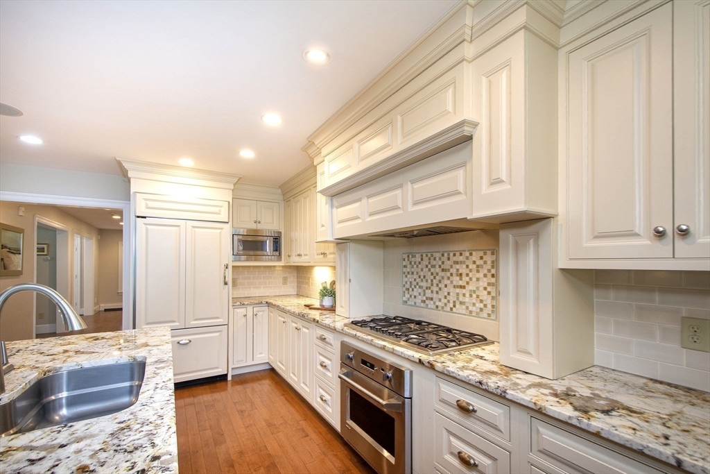 Property Photo: 265 & 263 King St MA 02025