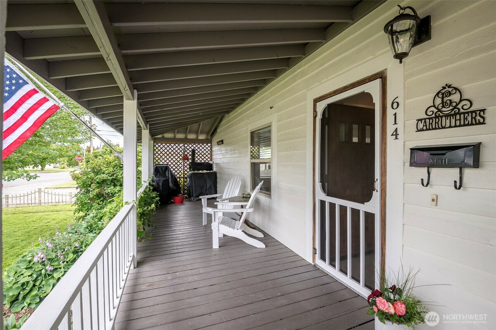 Property Photo: 614 16th Street SW WA 98371