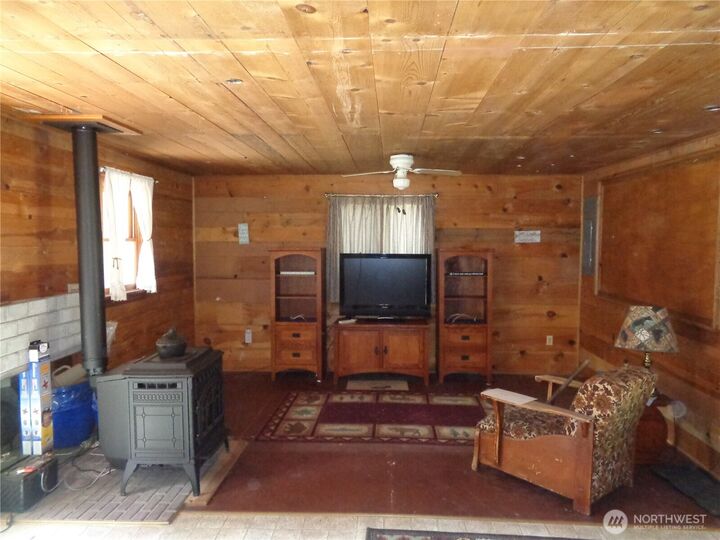 Property Photo:  270  West Fork Road  WA 98819 