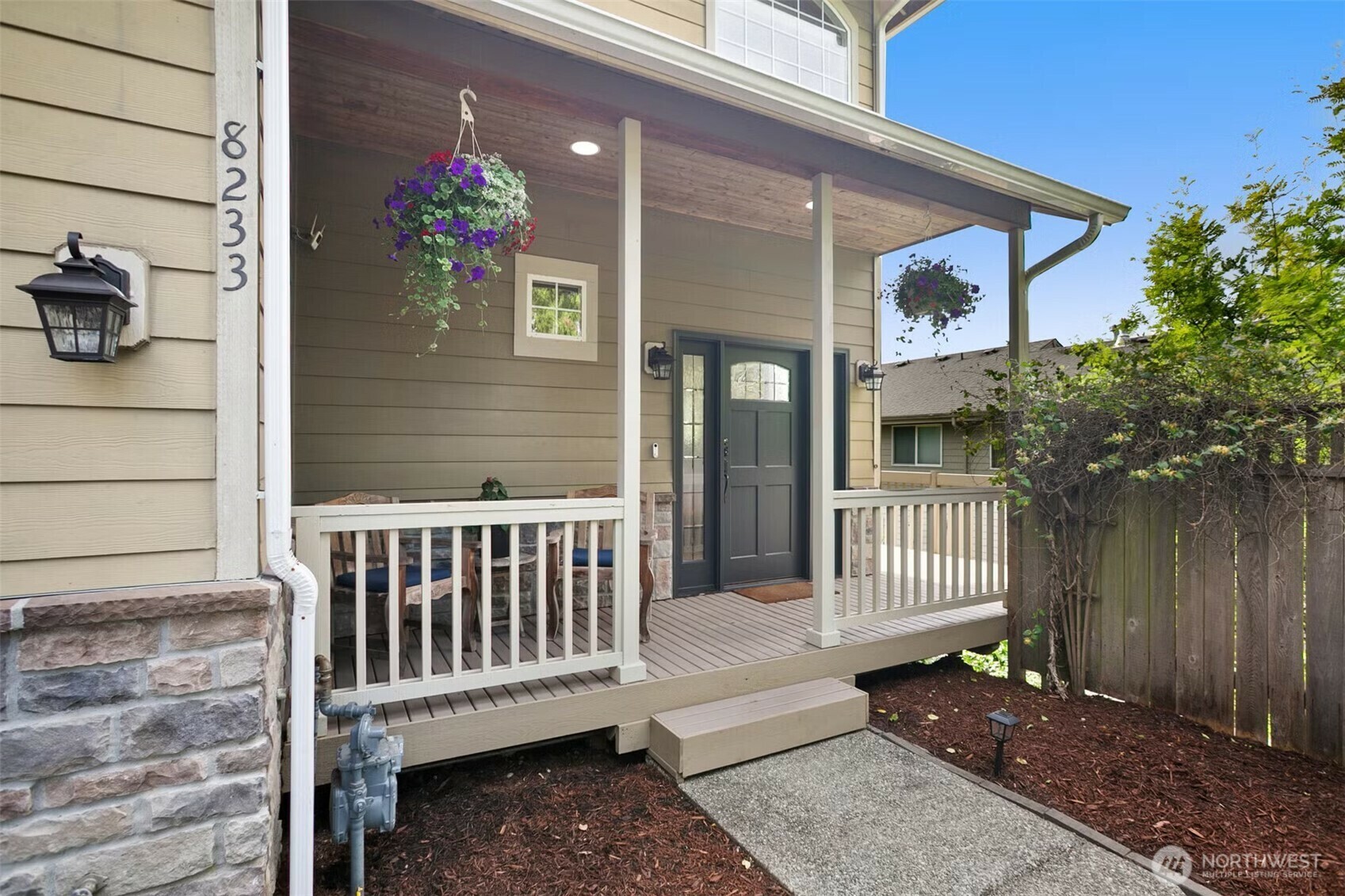 Property Photo: 8233 NE 163rd Place WA 98028