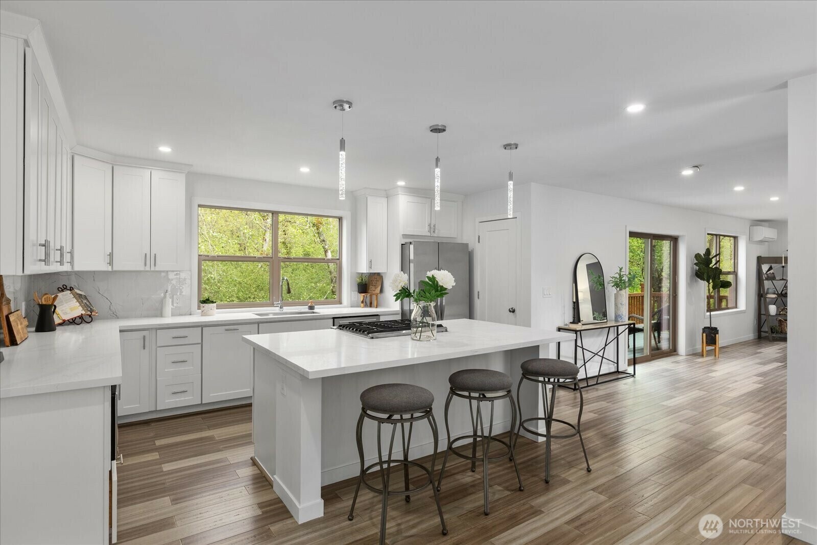 Property Photo:  25  140th Street SW  WA 98208 
