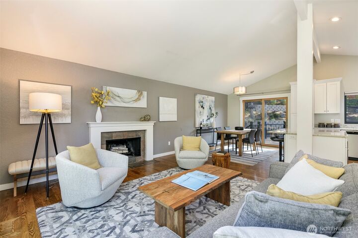 Property Photo: 11520 3rd Avenue NW WA 98177