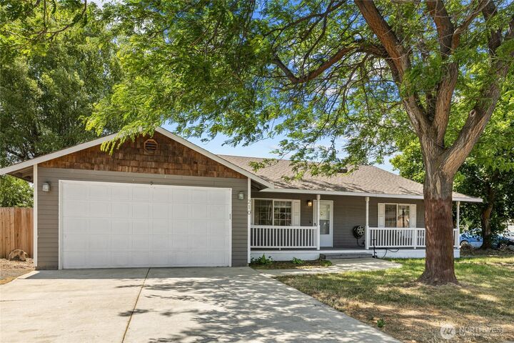 Property Photo:  210 W Mount Adams Court  WA 98926 