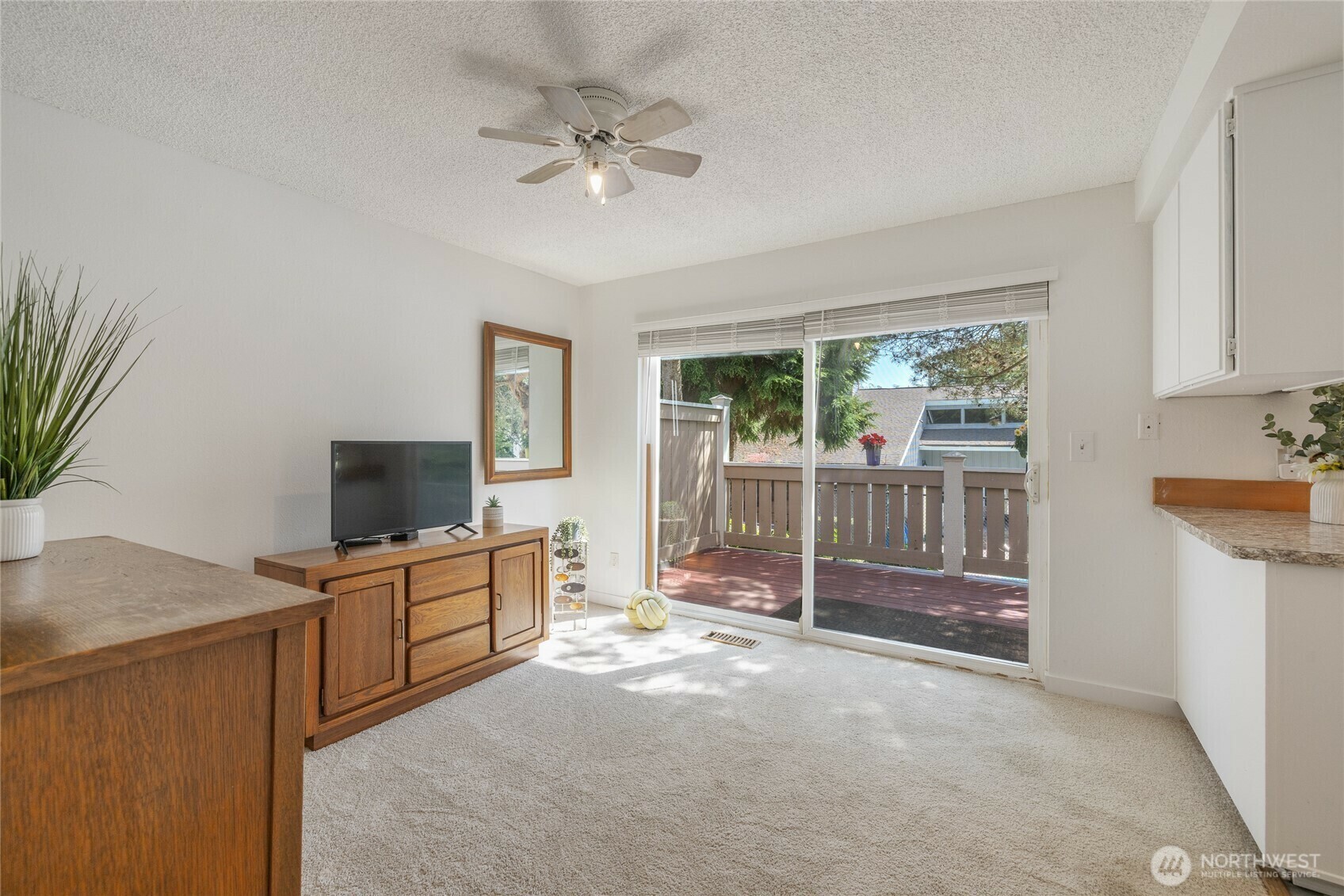 Property Photo: 3207 SW 319th Street 48 WA 98023