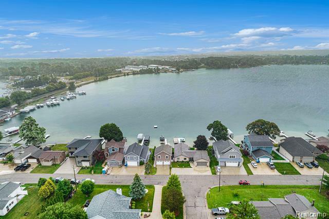 Property Photo: 15105 Marl Drive MI 48451