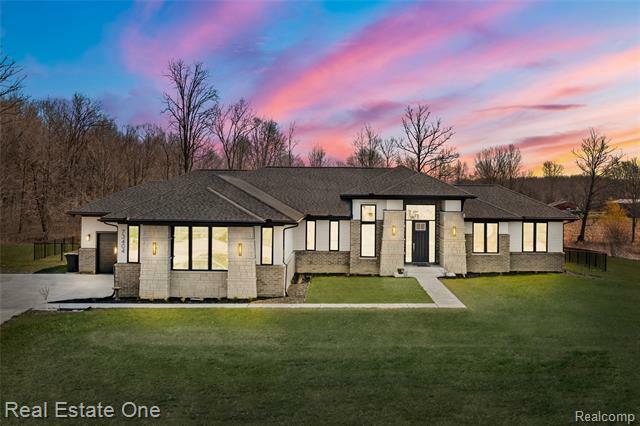 Property Photo: 73404 Castle Court MI 48005