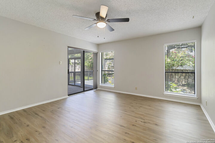 Property Photo: 137 Saddle Club Cir TX 78006