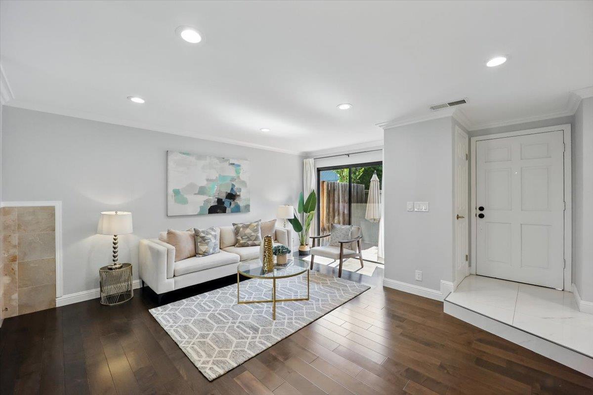 Property Photo: 2216 Fazeli Court CA 95124