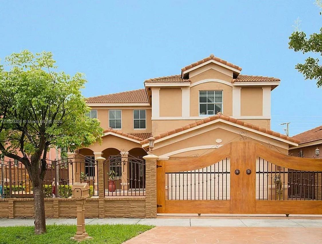 726 NW 136th Ave  Miami FL 33182 photo