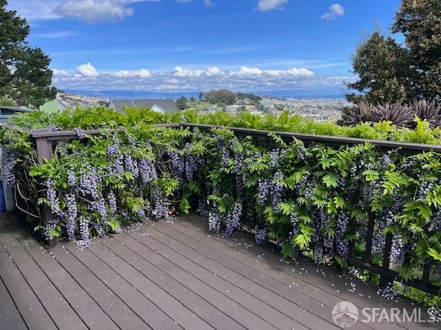 Property Photo: 69 Bemis Street CA 94131