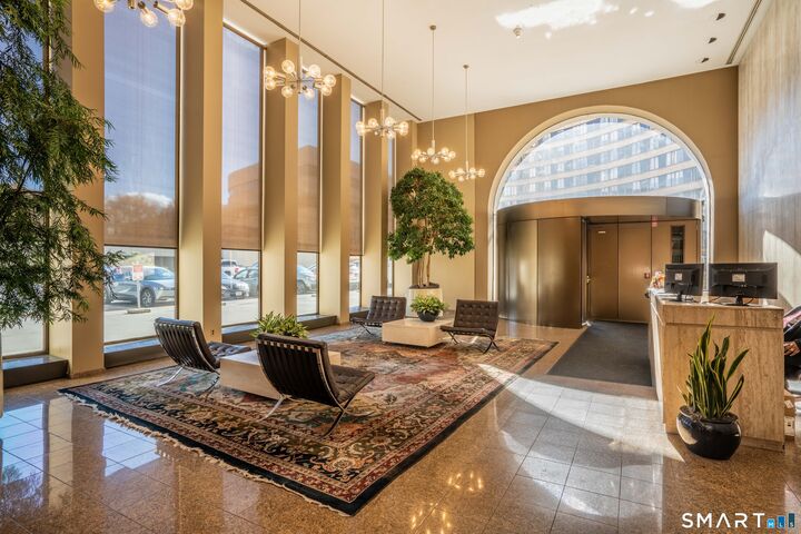 Property Photo:  1 Gold Street Apt 14abc  CT 06103 