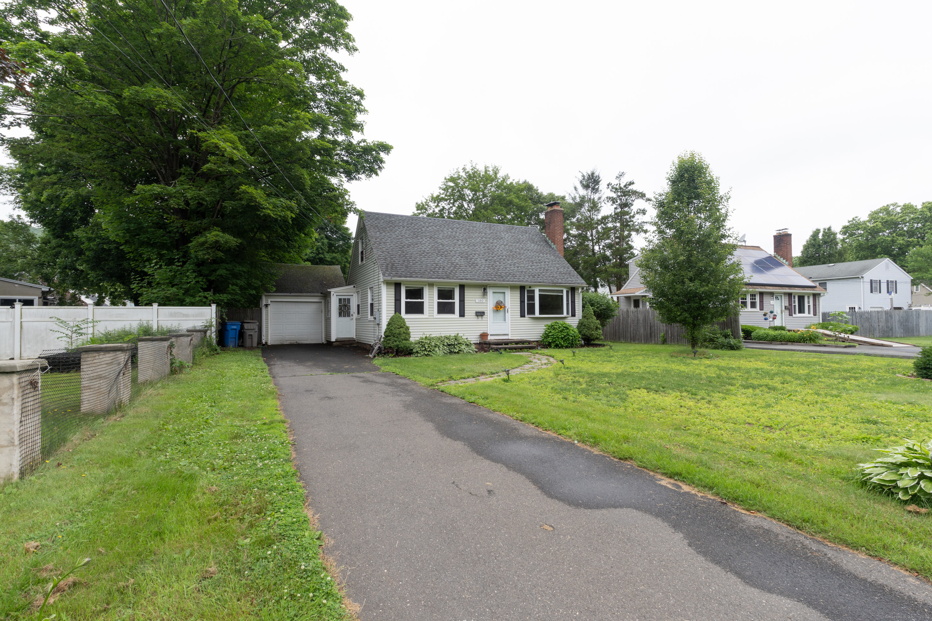 Property Photo: 180 Lake Avenue CT 06010