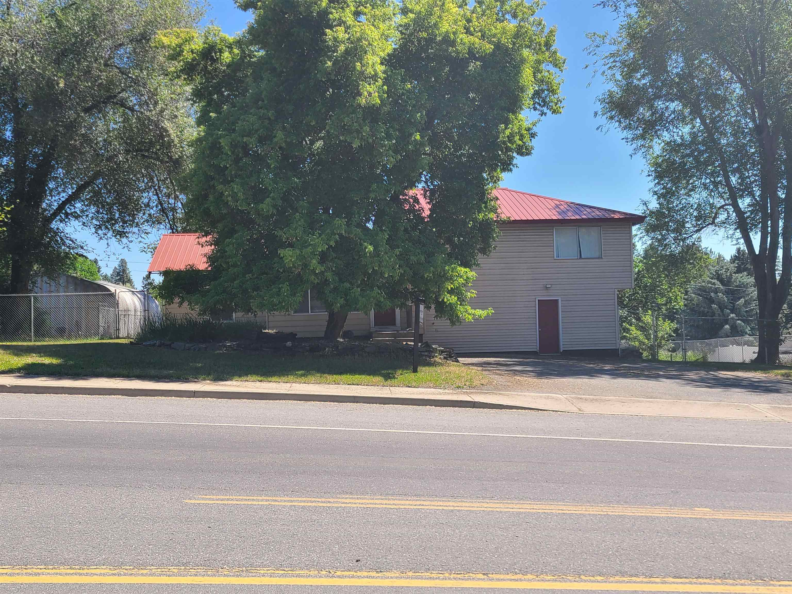 Property Photo: 1016 E 3rd Ave WA 99114