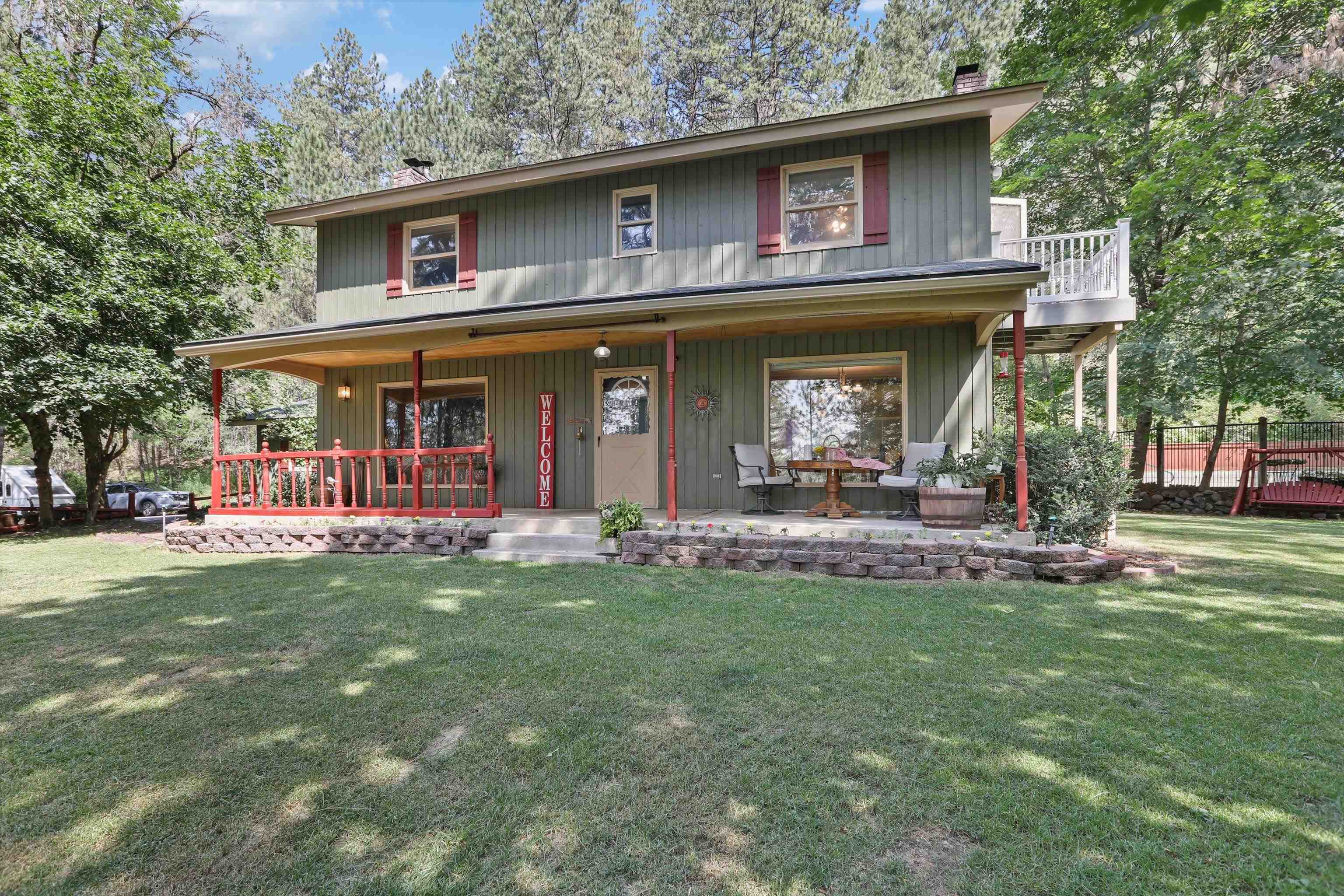 Property Photo: 22226 N North Glen Dr WA 99005