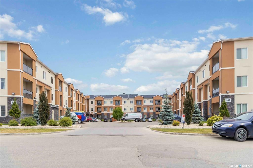 Property Photo: 142 Pawlychenko Lane 336 SK S7V 0N7