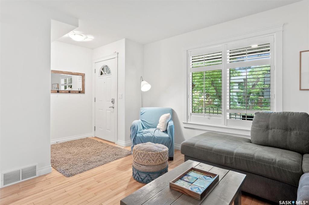 Property Photo: 1711 Coy Avenue SK S7M 0H8