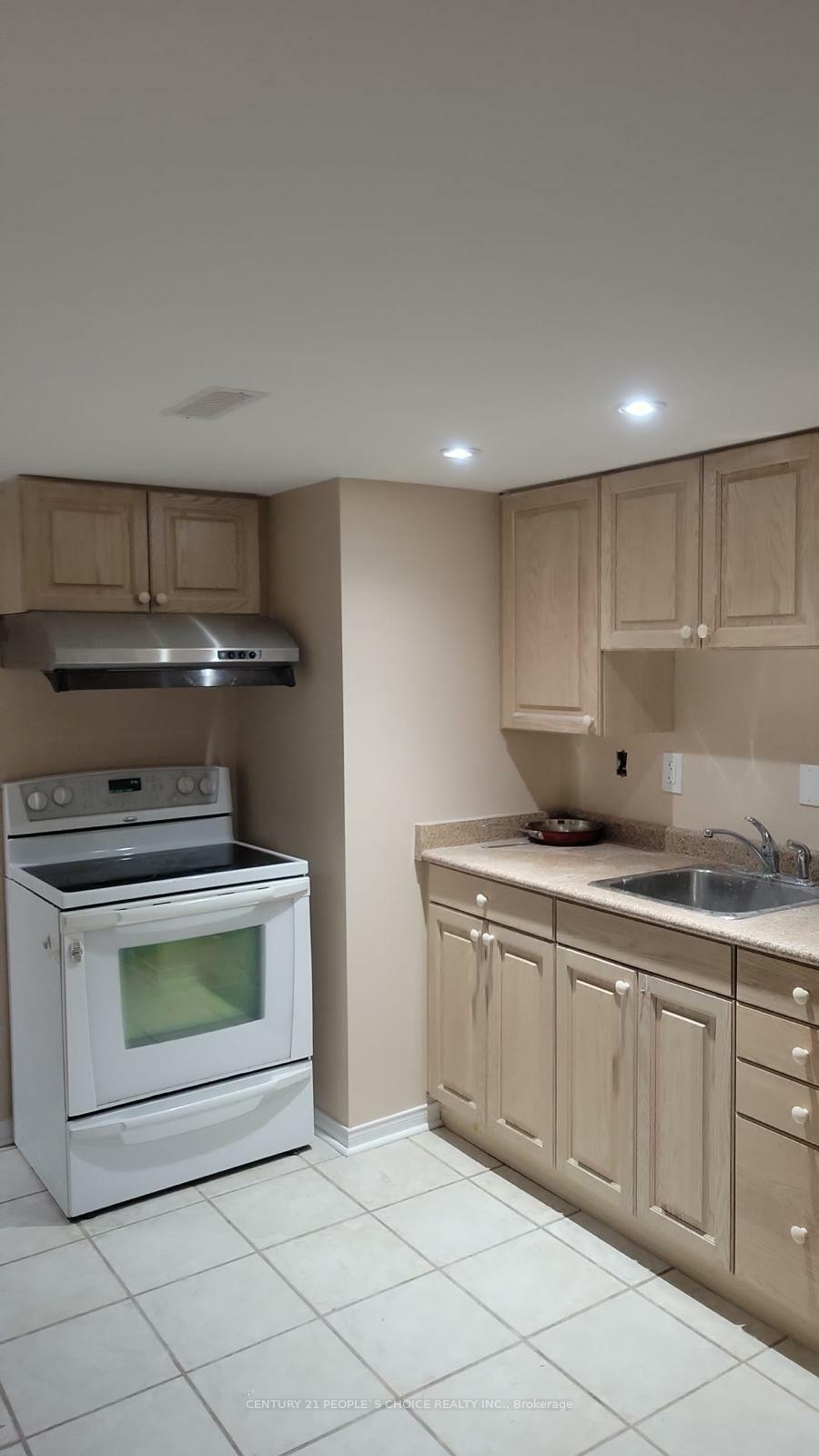 Photo de la propriété: 5545 Northrise Road Bsmt ON L5M 6E2
