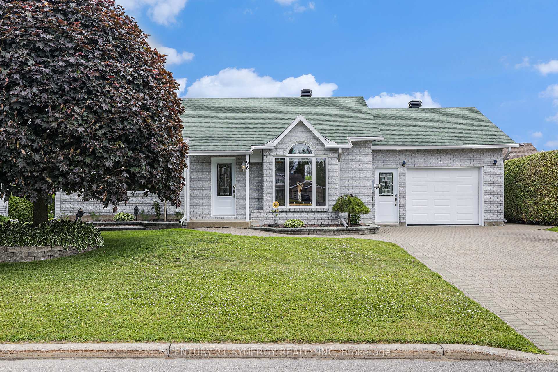 Property Photo: 96 Alexandre Street ON K0B 1A0