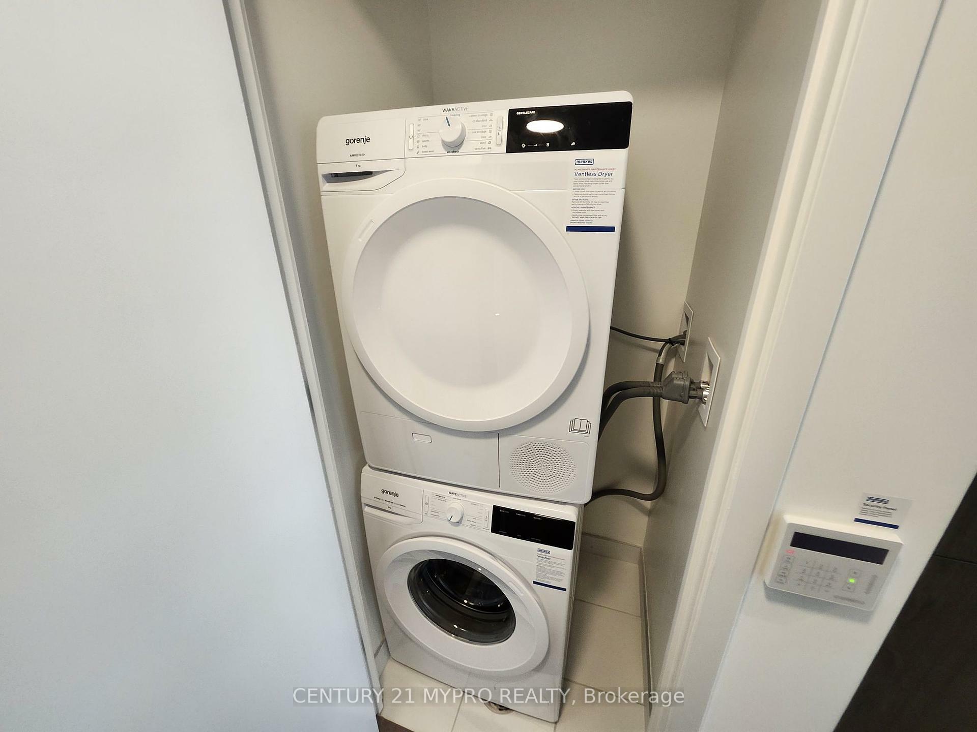 Property Photo: 28 Interchange Way 321 ON L4K 0P8
