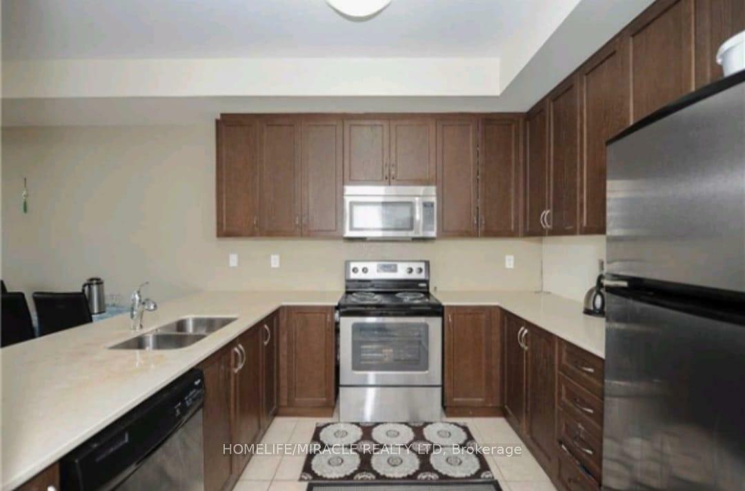 Property Photo: 9601 Jane Street 8 ON L6A 4G5