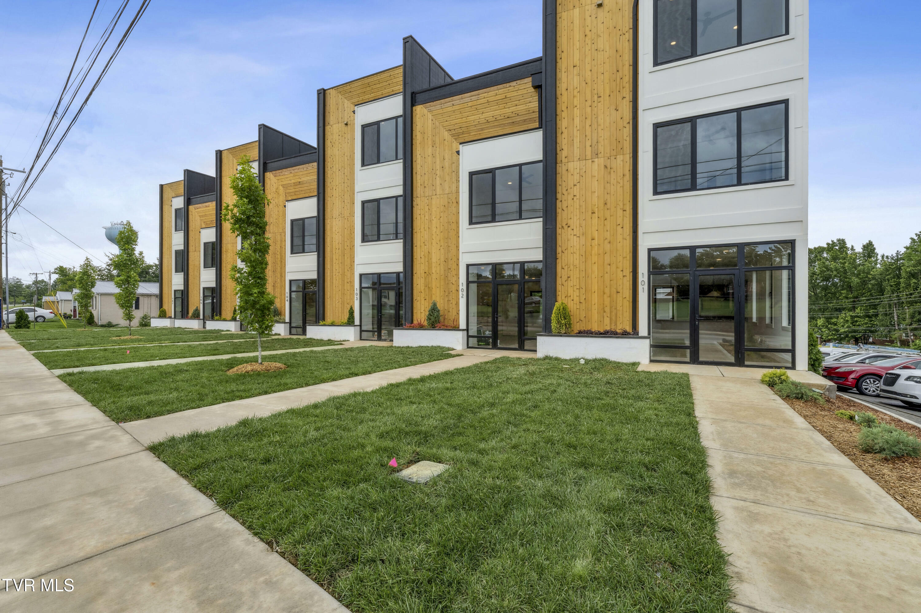 Property Photo: 1533 Pactolas Road 104 TN 37604