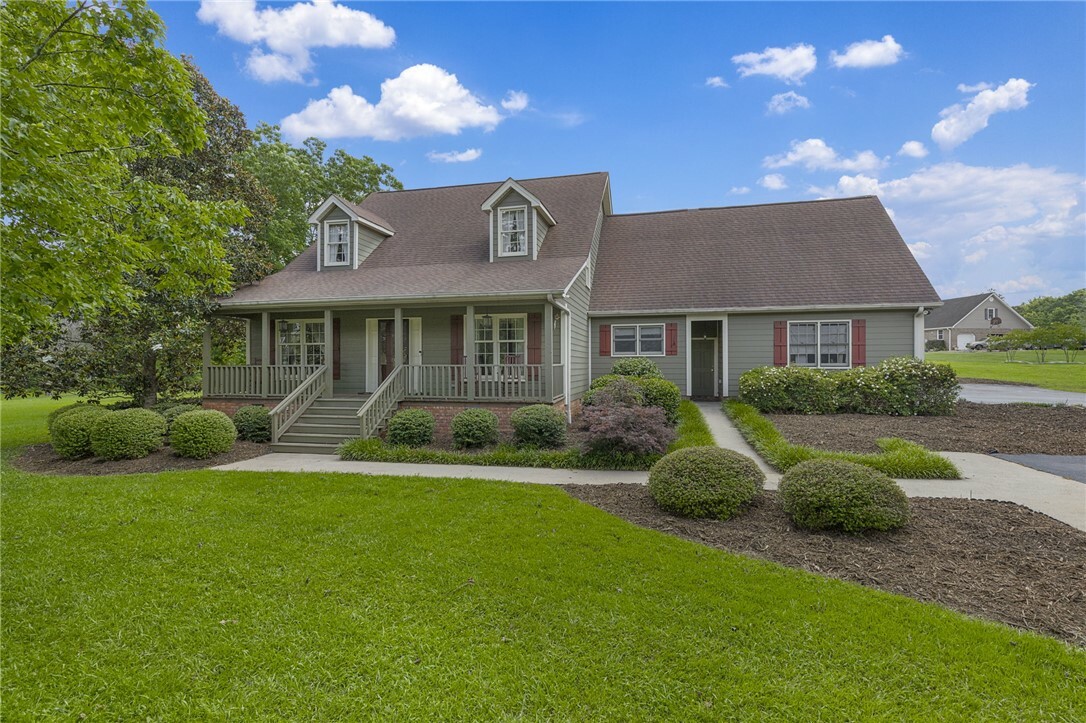 Property Photo: 406 Dove Tree Lane SC 29621