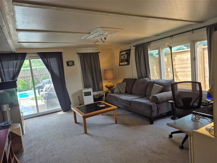 Photo de la propriété: 61 Dauw Avenue ON N8A 3N3