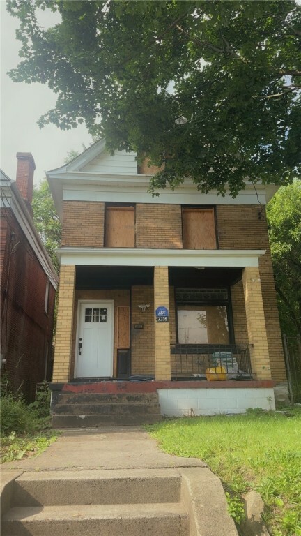 Property Photo: 7335 Hermitage St PA 15208