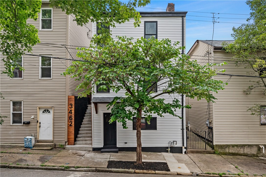 Property Photo: 3462 Ligonier St PA 15201