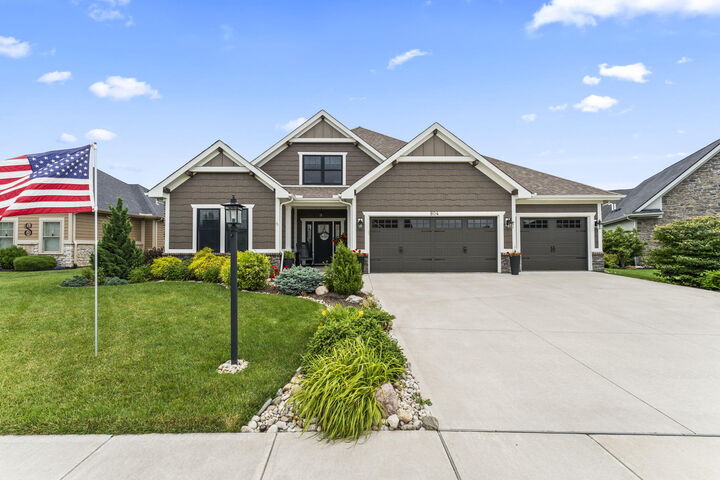 804 Pebble Place  Tipp City OH 45371 photo