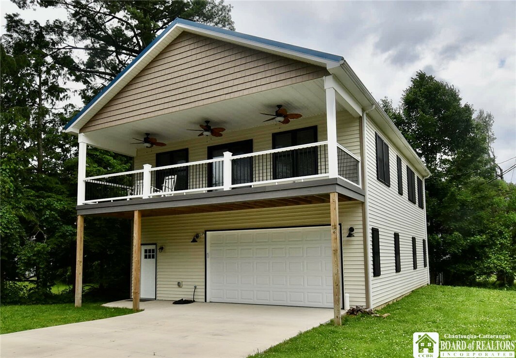 Property Photo: 15 E Summit Street NY 14750