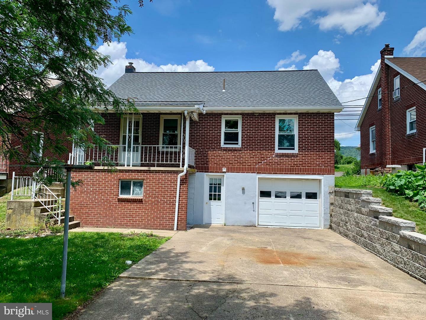 Property Photo:  3019 Old Rte 22  PA 19526 