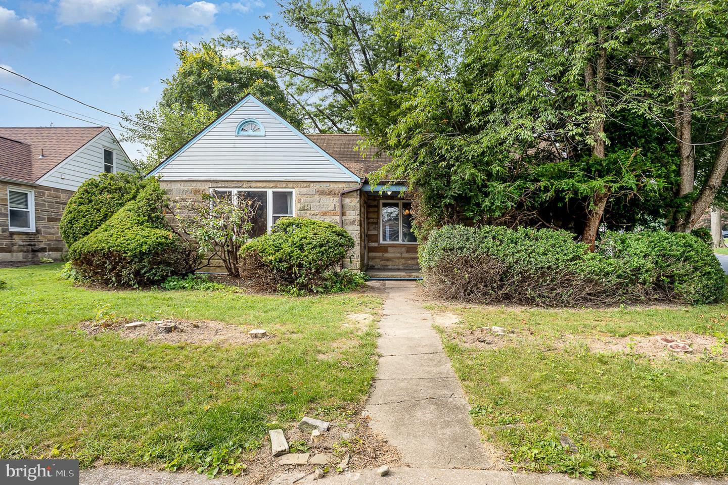 Property Photo:  920 Brandt Avenue  PA 17070 