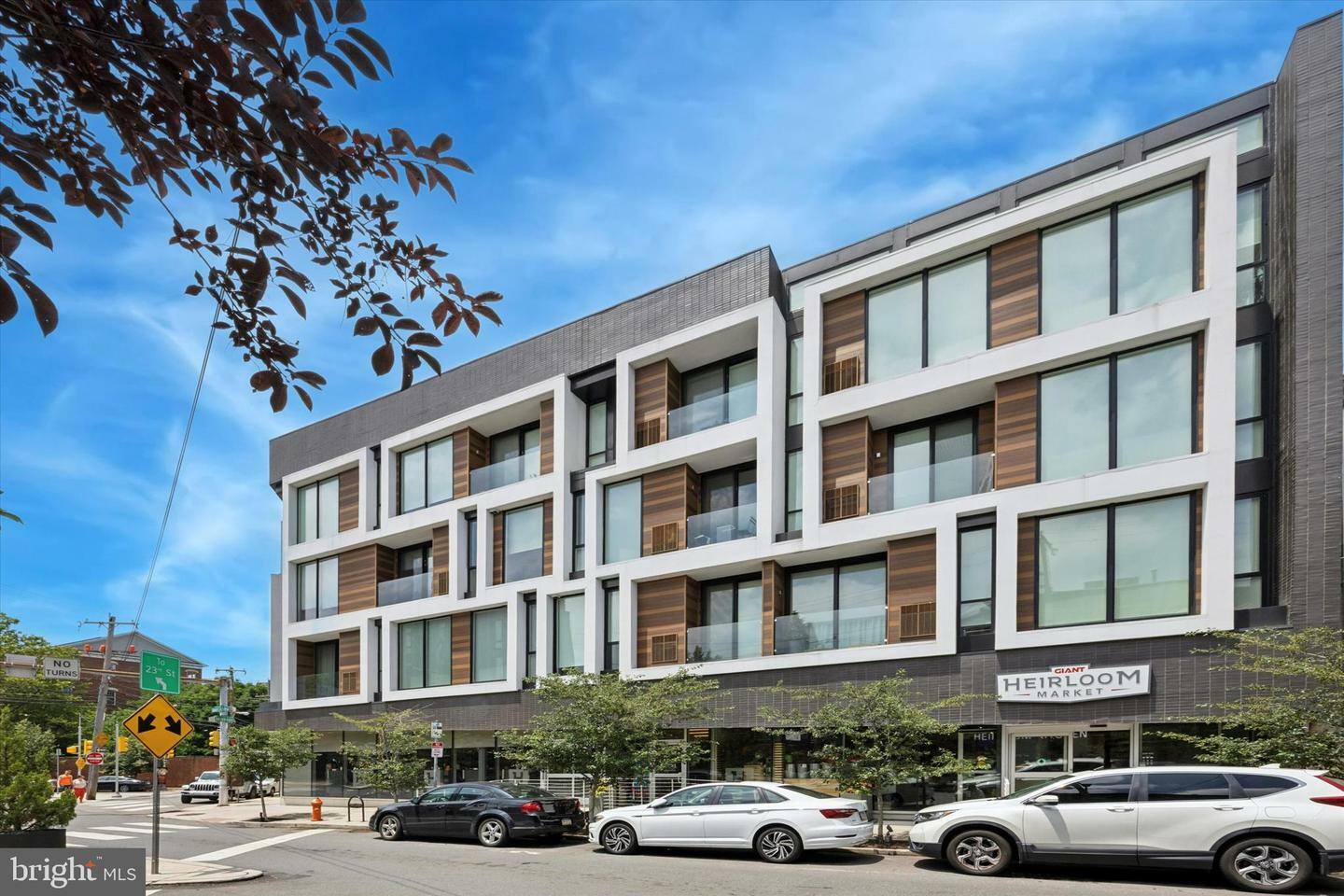 Property Photo: 621 S 24th Street 204 PA 19146