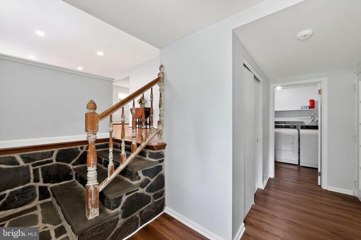 Property Photo:  405 Edgewood Drive  PA 19341 