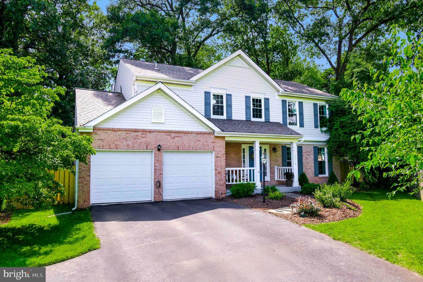 Property Photo: 12513 Dardanelle Court VA 20170
