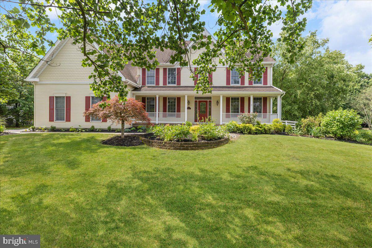 Property Photo: 7 Camas Court NJ 08536