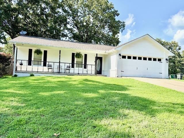 Property Photo: 6500 Lakewood Drive AR 72120