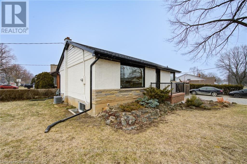 Property Photo:  94 Gailmont Drive Upper  ON L8K 4B6 