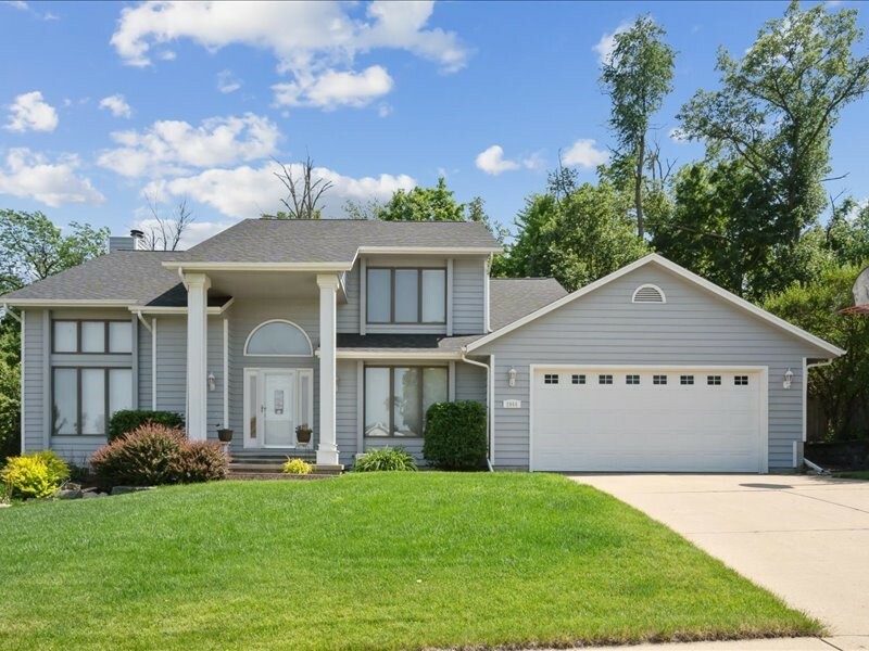 2066 Vista Circle NW  Cedar Rapids IA 52405 photo
