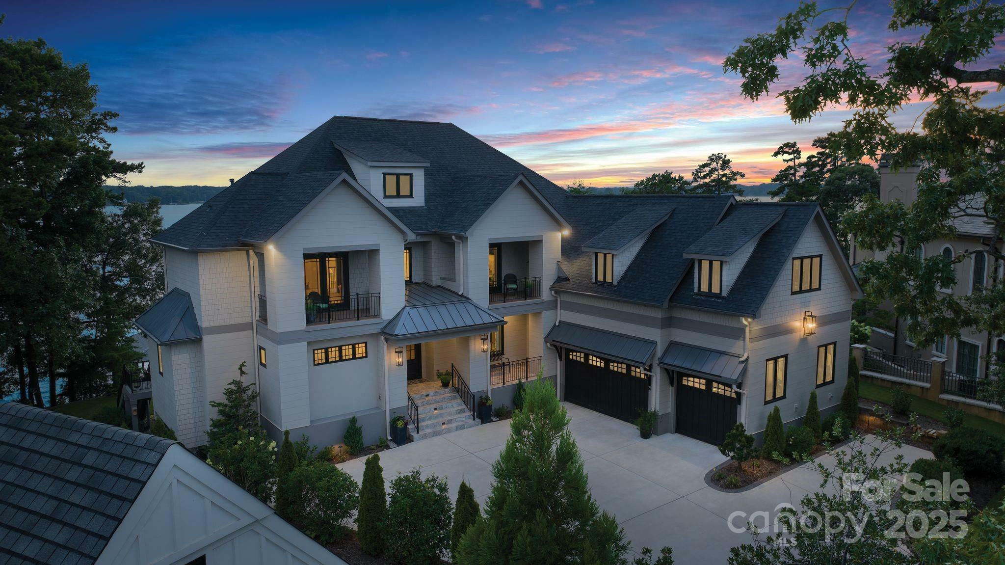 Property Photo:  18007 Harbor Light Boulevard  NC 28031 