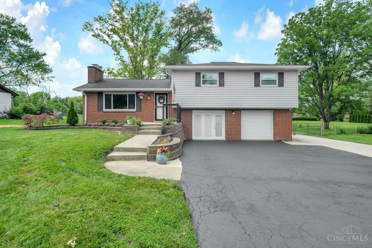 Property Photo: 841 Indianwood Drive OH 45040