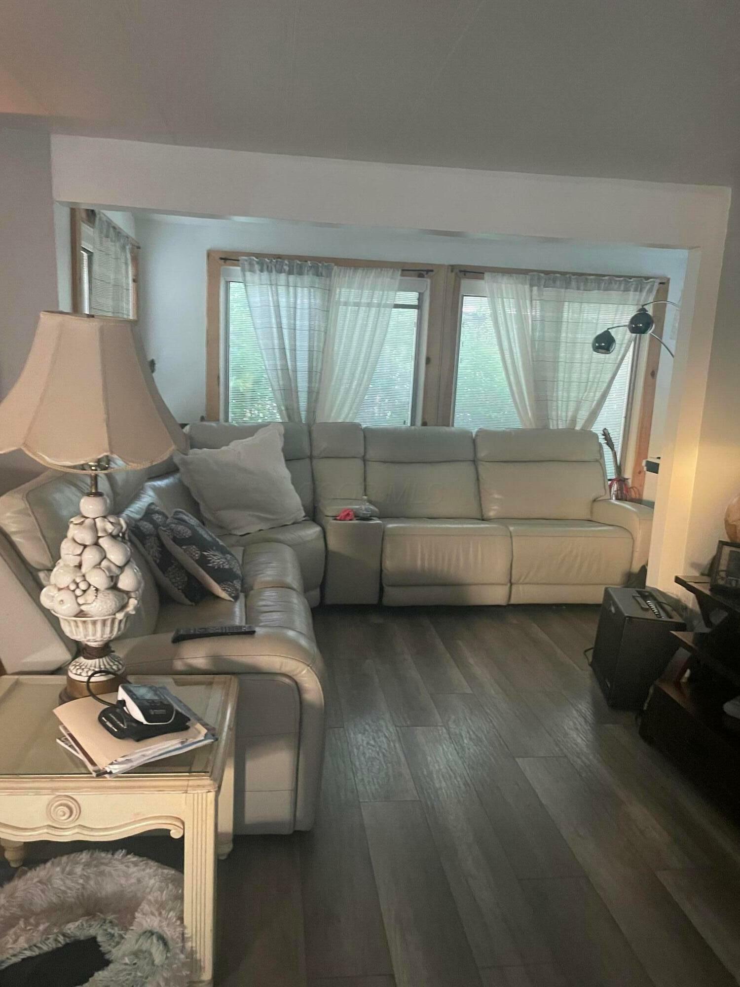 Property Photo: 8429 Jericho Way OH 43064