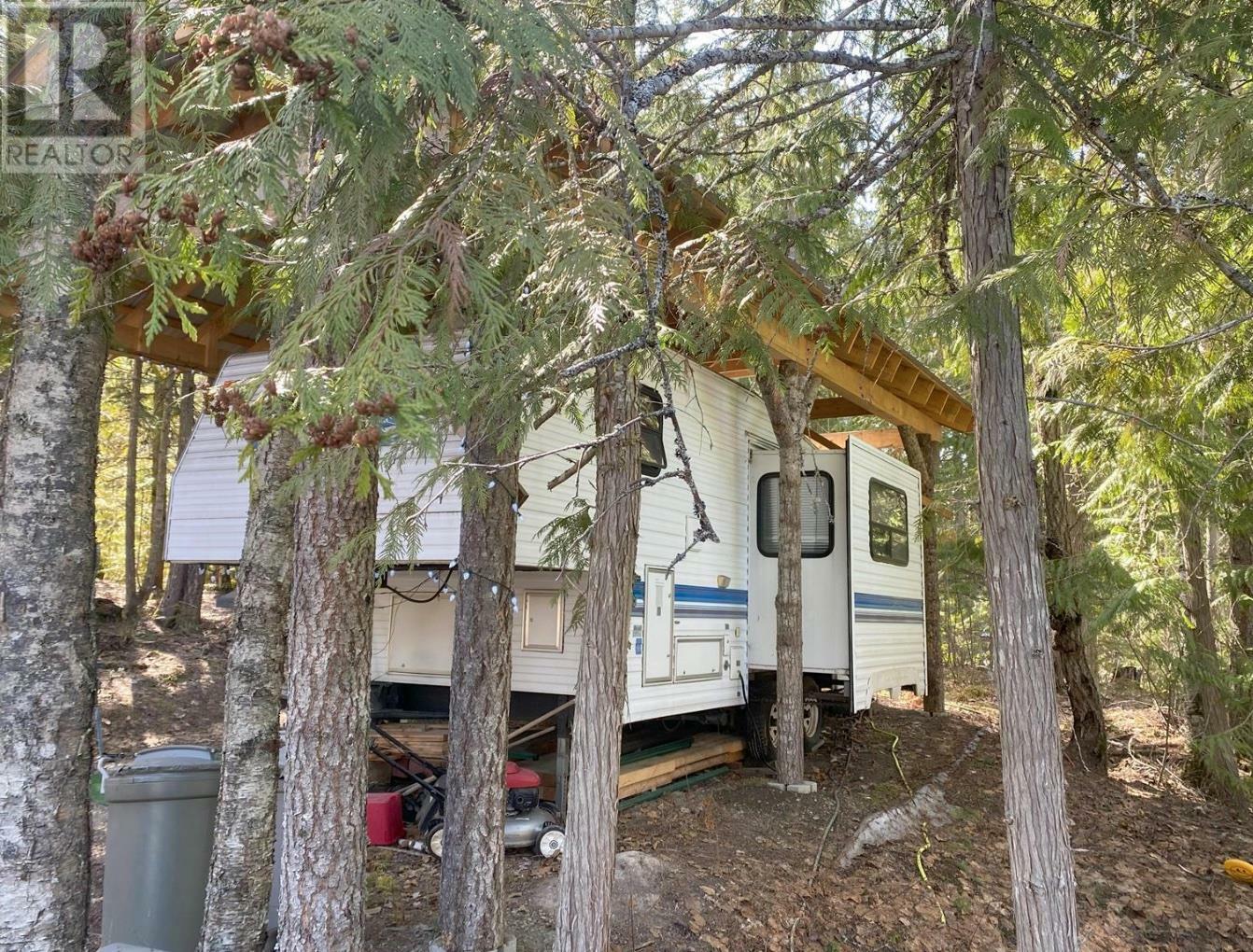 Photo de la propriété: 4972 Eagle Bay Road BC V0E 1T0