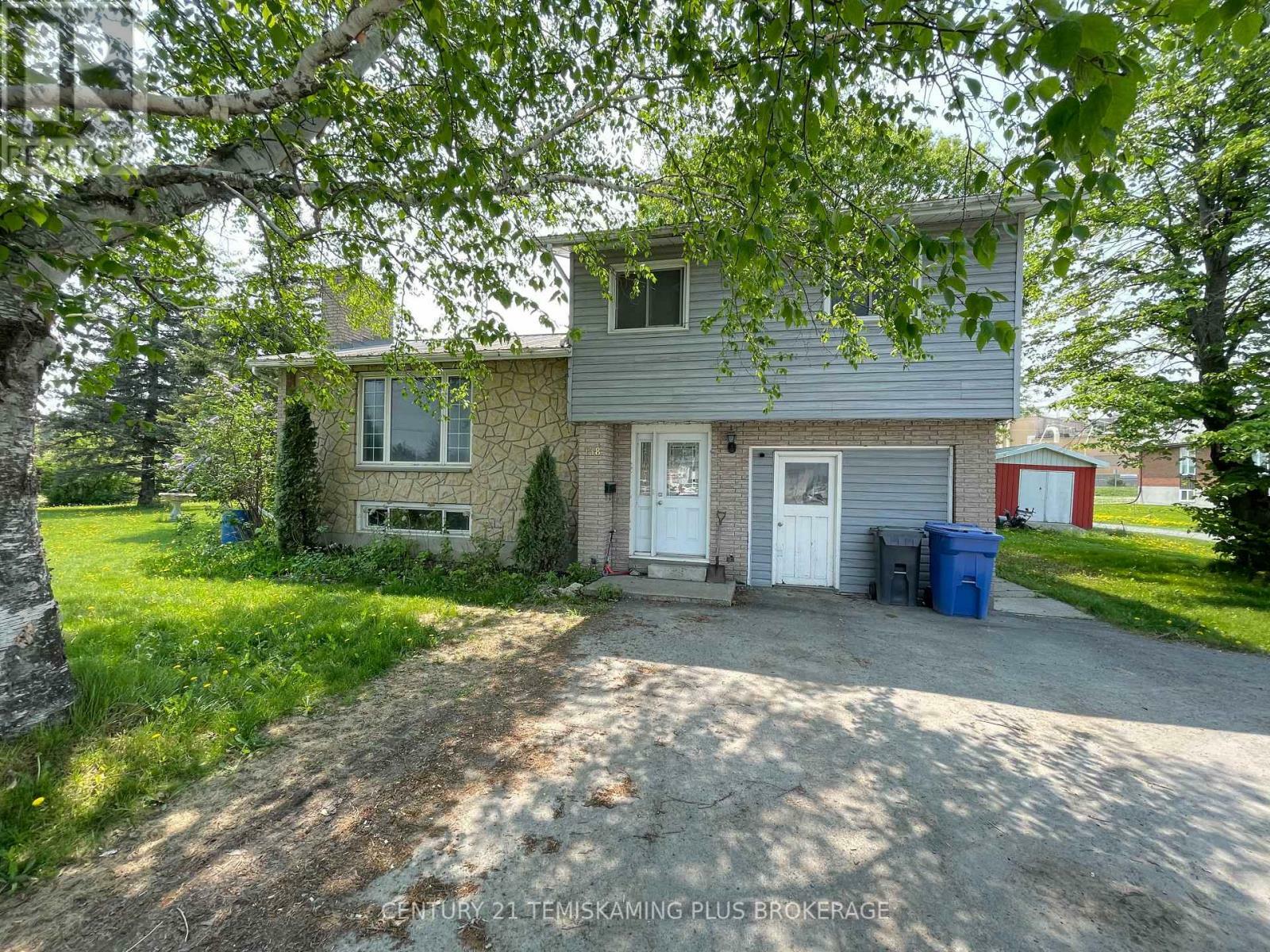 Property Photo: 138 Fourth Avenue ON P0J 1H0