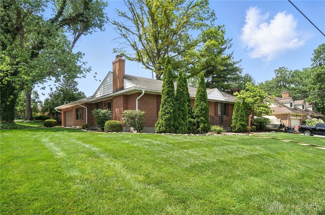 Property Photo:  146 Bradstreet Road  OH 45459 
