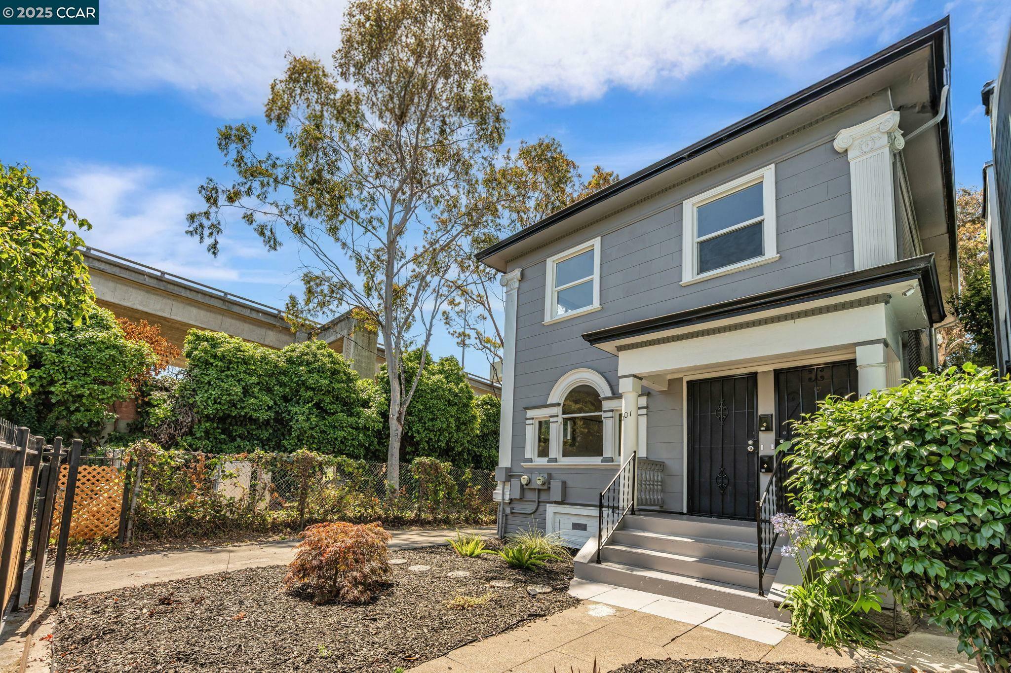 Property Photo:  601 32nd St.  CA 94609 