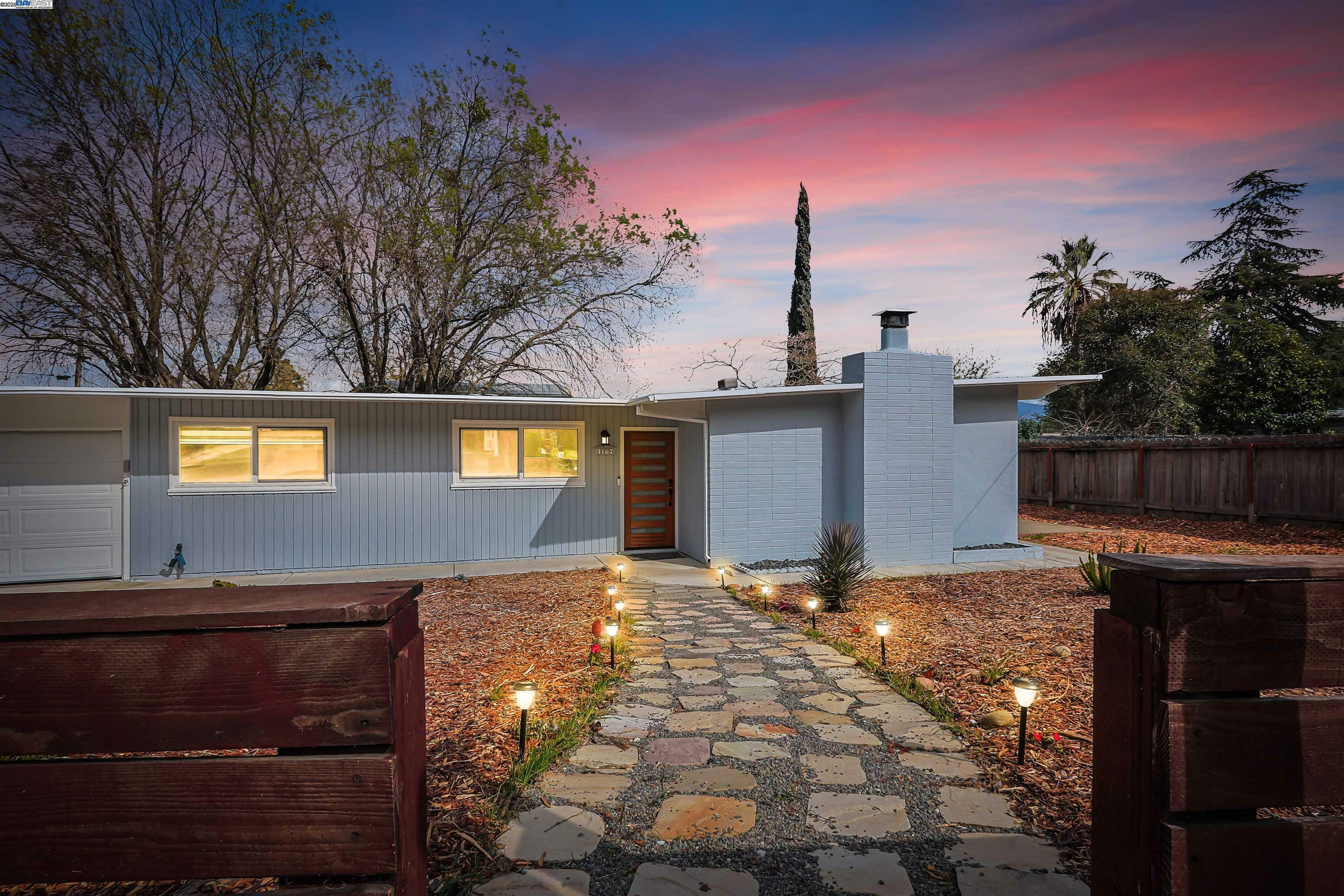 Property Photo: 1167 Temple Dr CA 94553