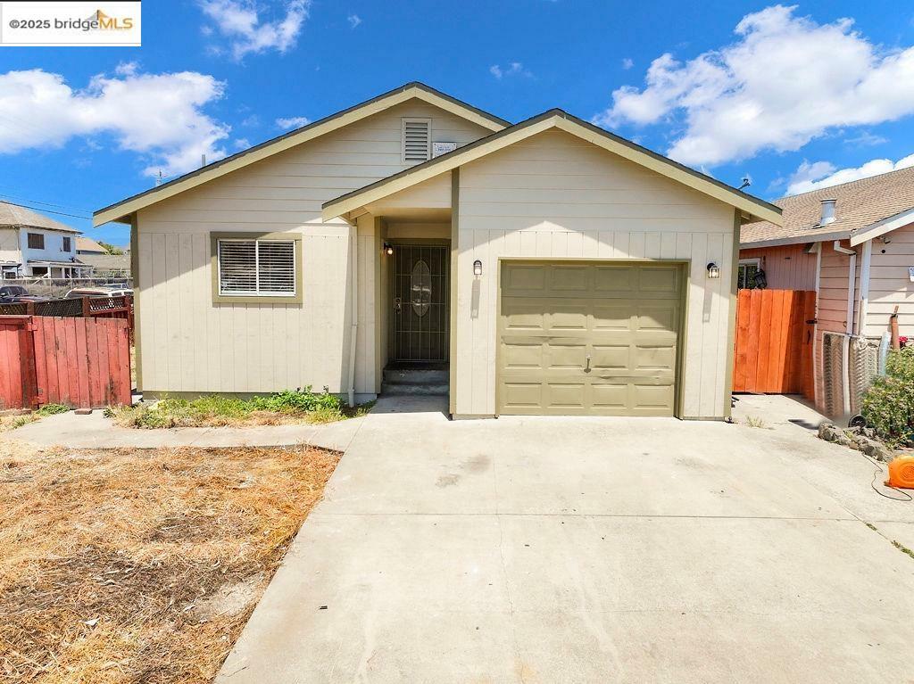 10500 Creekside Circle  Oakland CA 94603 photo